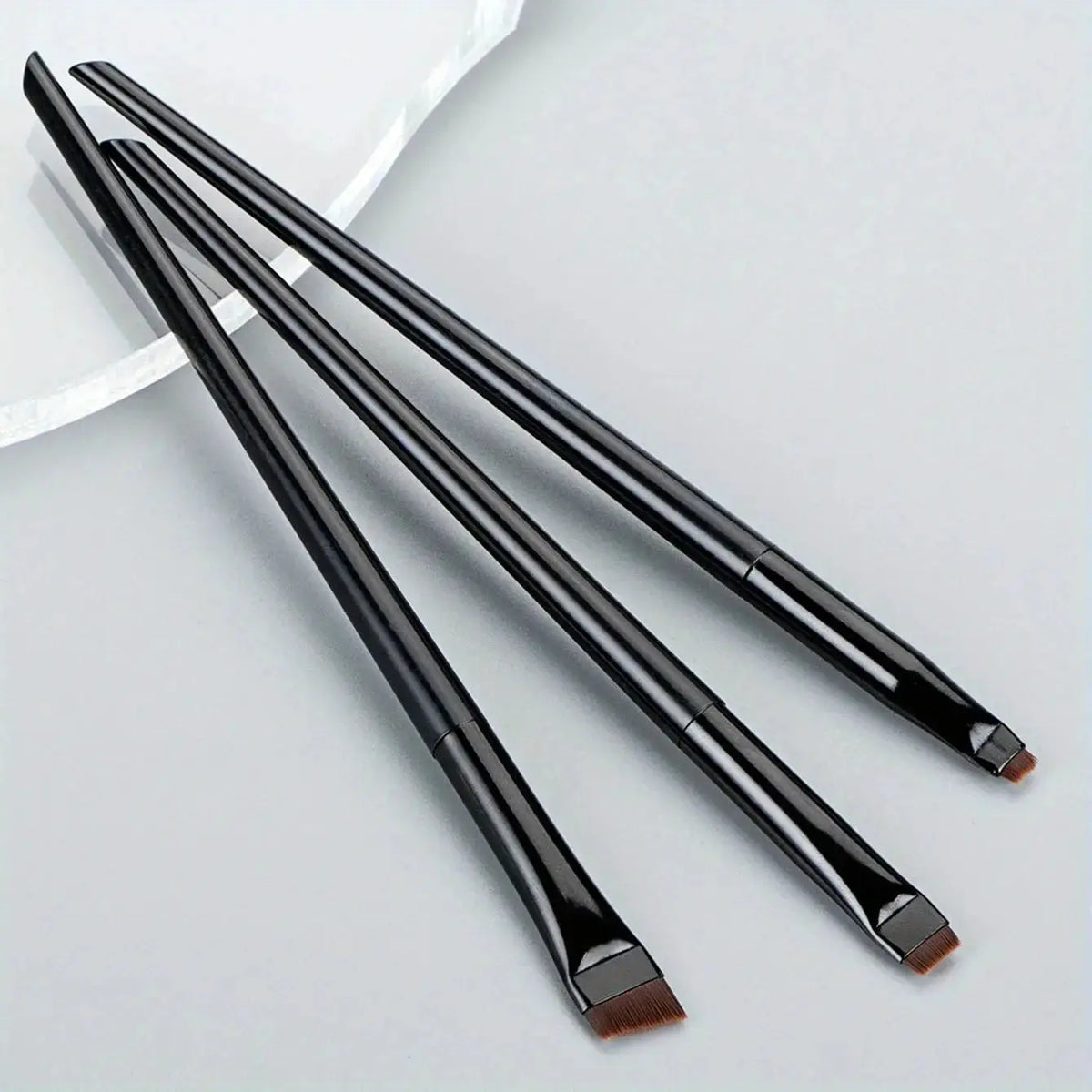 3Pcs Makeup Brush Set, Blade Eyeliner Brush Fine Oblique Head Eyebrow Brush Outline Eyeliner Ultra-Thin Eye Shadow Brush Makeup